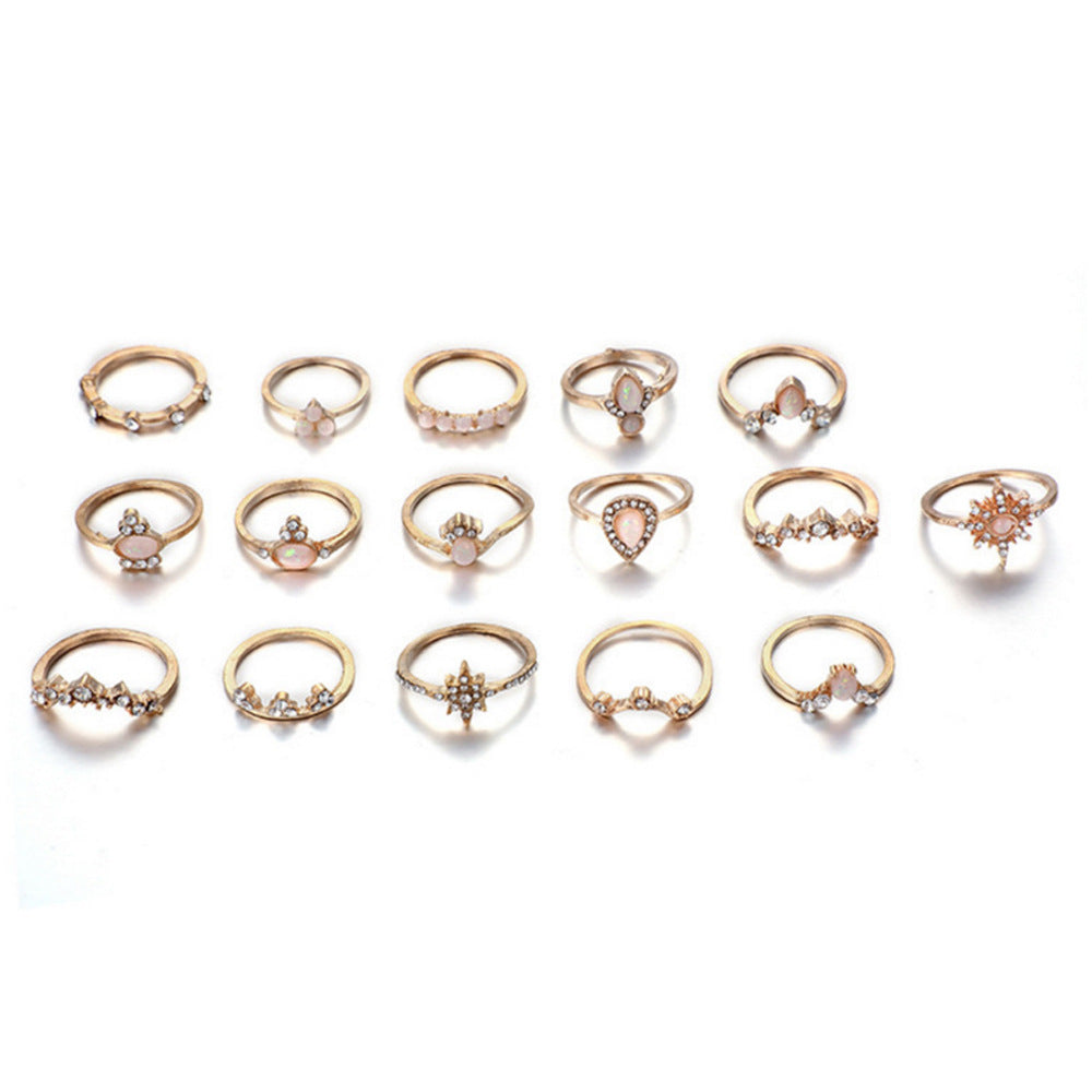 Royal Drops: 16-Piece Vintage Ring Set